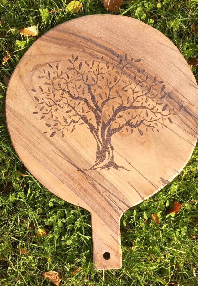 Planche ronde avec Poigné &quot;Arbre&quot;